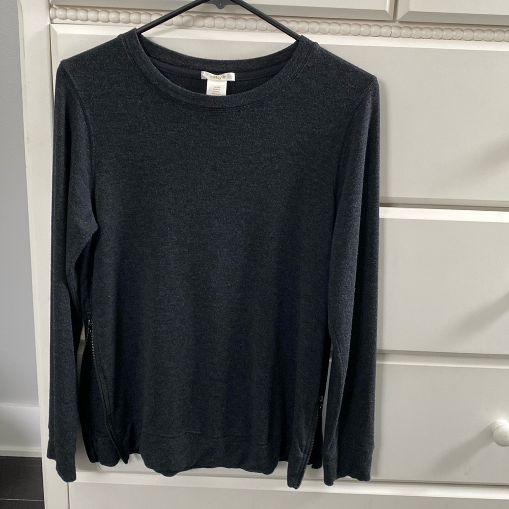 Matty M Gray Long Sleeve Sweater. Size S. Cute Silver Side Zippers Rayon/Spandex